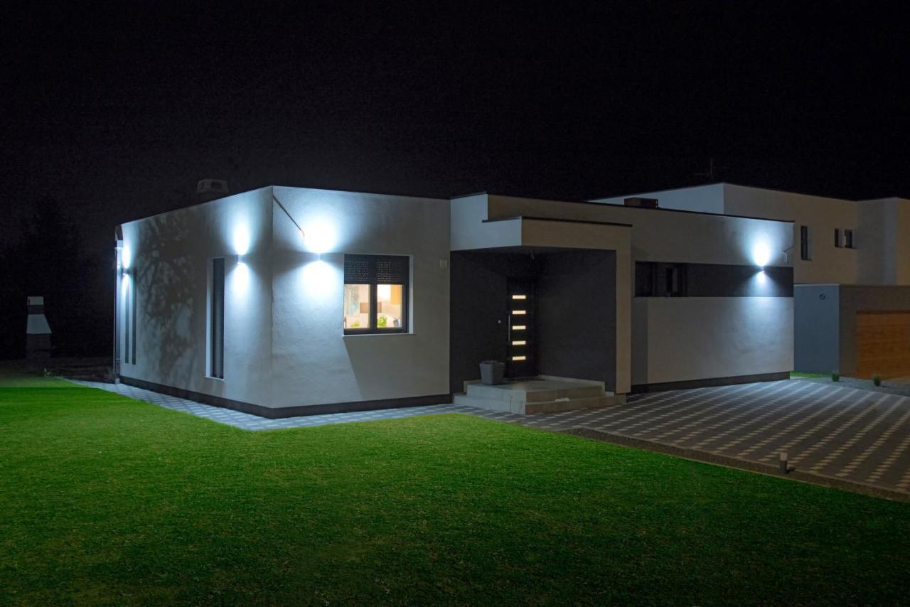 K Relax Place, Varazdinske Toplice, Modern Home With Sauna, Jacuzzi, Wifi Exterior foto